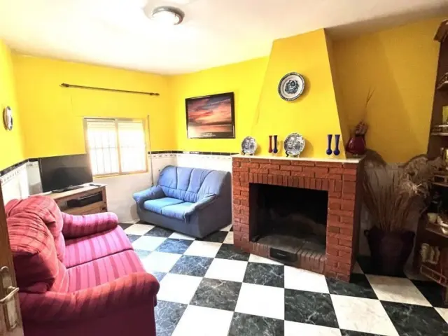 Casa · 126 m² · 5 hab en Somontín